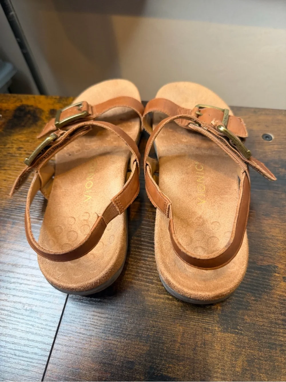 Vionic Reese Women's Brown Leather Double-Buckle Slingback Sandals Size 8